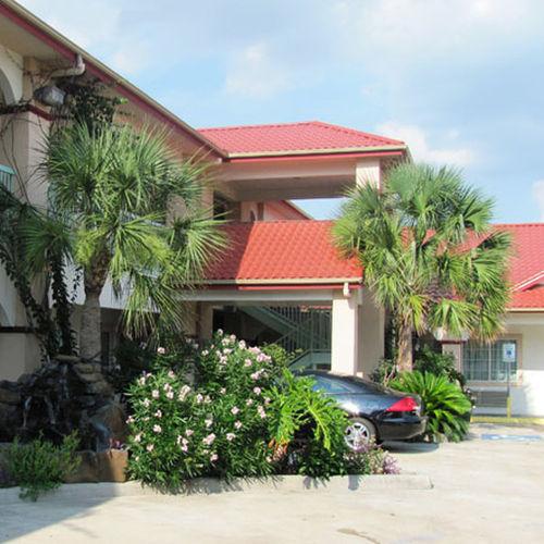 Crystal Inn 249 North Louetta Экстерьер фото