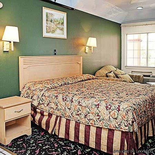 Crystal Inn 249 North Louetta Экстерьер фото