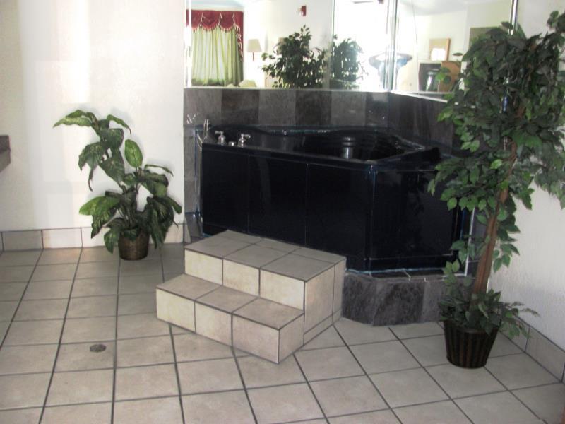 Crystal Inn 249 North Louetta Экстерьер фото
